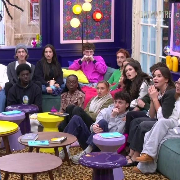 Michael Goldman est venu annoncer le nom des trois élèves nommés.

Trois élèves de la nouvelle saison de la "Star Academy" ne sont pas parvenus à convaincre les professeurs lors des évaluations.