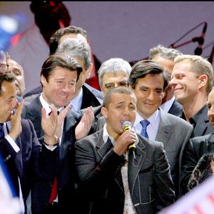 Faudel sur la Place de la Concorde à Paris pour fêter la victoire de Nicolas Sarkozy à l'élection présidentielle le 7 mai 2007. © DOMINIQUE JACOVIDES / BESTIMAGE