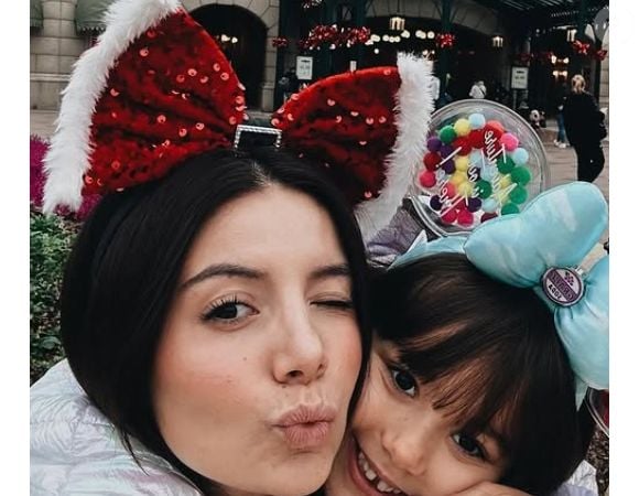 A rappeler que l'interprète de "Moi, Lolita..." a aussi eu Annily en 2005, née de son histoire passée avec Jérémy Chatelain.

Annily immortalisée aux côtés de sa petite soeur Maggy sur Instagram (Capture).