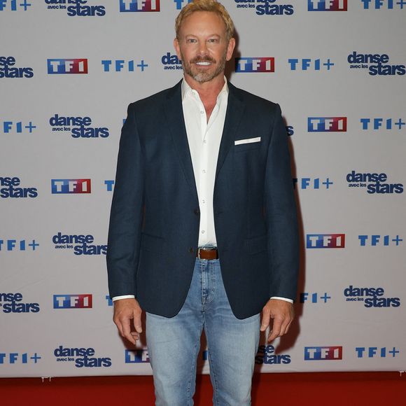 Ian Ziering - Photocall de lancement de la saison 2026 de "Danse avec les stars" (DALS) au siège de TF1 à Boulogne-Billancourt le 18 décembre 2025. © Coadic Guirec/Bestimage