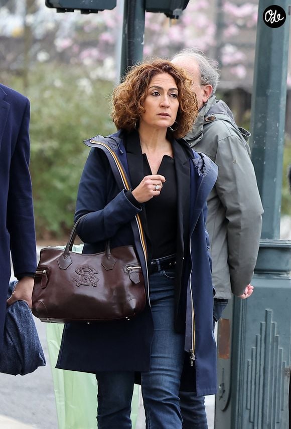 Cette arrivée s'inscrit dans un contexte politique dense, avec en ligne de mire l'analyse de l'élection présidentielle de 2027.

Isabelle Saporta - Obsèques de Päl Sarkozy de Nagy Bocsa, le père de Nicolas Sarkozy, en l'église Saint-Jean Baptiste à Neuilly sur Seine le 9 mars 2023.

© Dominique Jacovides / Bestimage