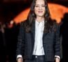 Elle décroche l’Oscar grâce à son rôle d’Édith Piaf dans La Môme, confirmant son statut d’actrice incontournable.

Marion Cotillard - Photo Call du Défilé de mode Chanel Collection Printemps-Été 2026 dans le cadre de la Fashion Week de Paris, France, le 6 octobre 2025.
 
© Olivier Borde / Bestimage