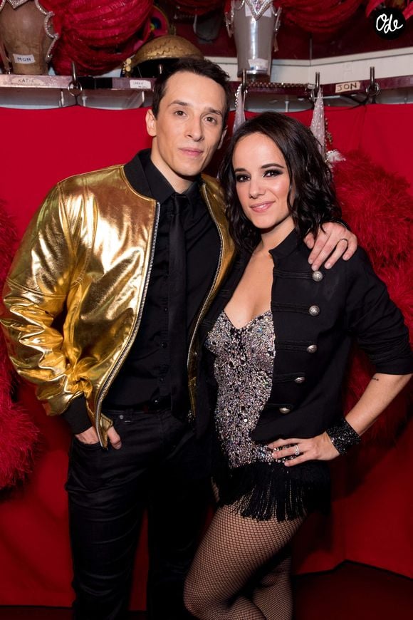 À travers son objectif, Johann Jacotey s'est imposé comme un artiste à part entière, tout en restant un témoin privilégié de la vie de sa célèbre sœur.

Grégoire Lyonnet et sa femme Alizée -  Backstage de l'émission "Tous au Moulin Rouge pour le sidaction" au Moulin Rouge à Paris le 20 mars 2017. L'émission sera diffusée sur France 2 le samedi 25 mars à 21h00. © Cyril Moreau - Dominique Jacovides / Bestimage