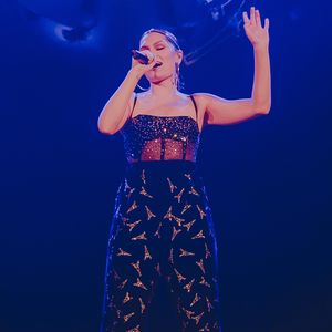 Cette célèbre chanteuse de 37 ans a été opérée d'un cancer du sein 

Exclusif - Jessie J en concert au "Trianon" à Paris
© Alexandre Fumeron/Bestimage