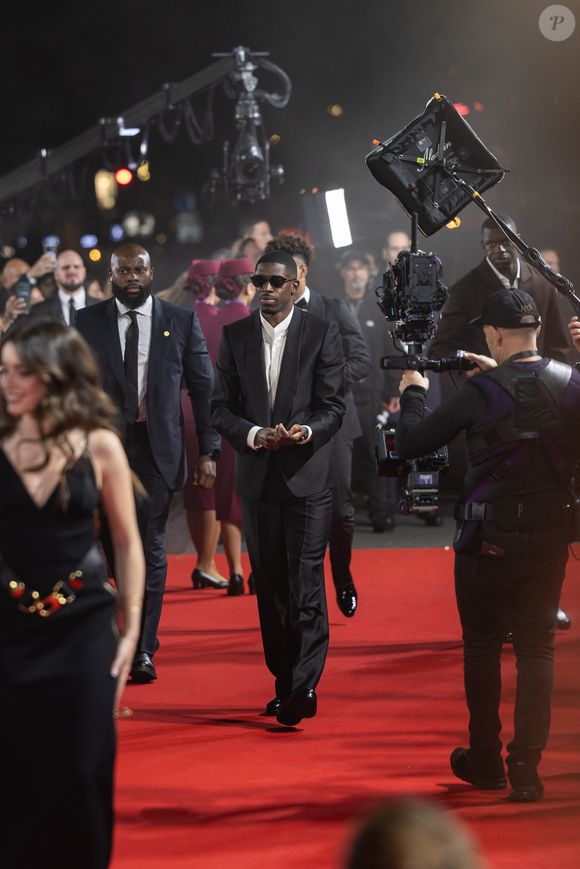 Ousmane Dembélé au photocall de la 69ème cérémonie du Ballon D'Or 2025 au théâtre du Châtelet à Paris, France, le 22 septembre 2025. © Cyril Moreau/Bestimage