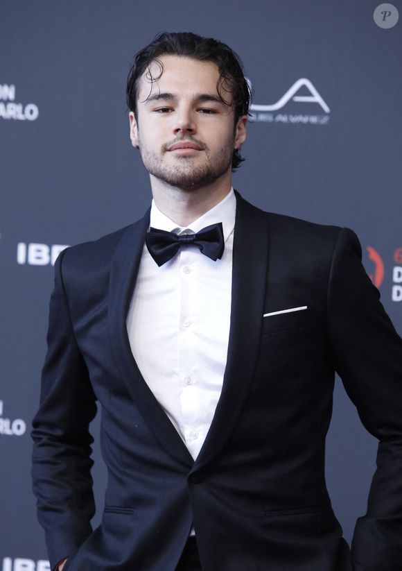 Anthony Colette sur le tapis rouge du photocall de la cérémonie d'ouverture du 62ème Festival de Télévision de Monte-Carlo, à Monaco, le 16 juin 2023. © Denis Guignebourg/BestImage