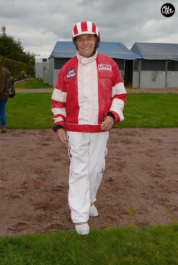 Jean-Marc Sylvestre - 20e edition des "Trophees Epona" a Cabourg, le 12 octobre 2013. AGENCE / BESTIMAGE