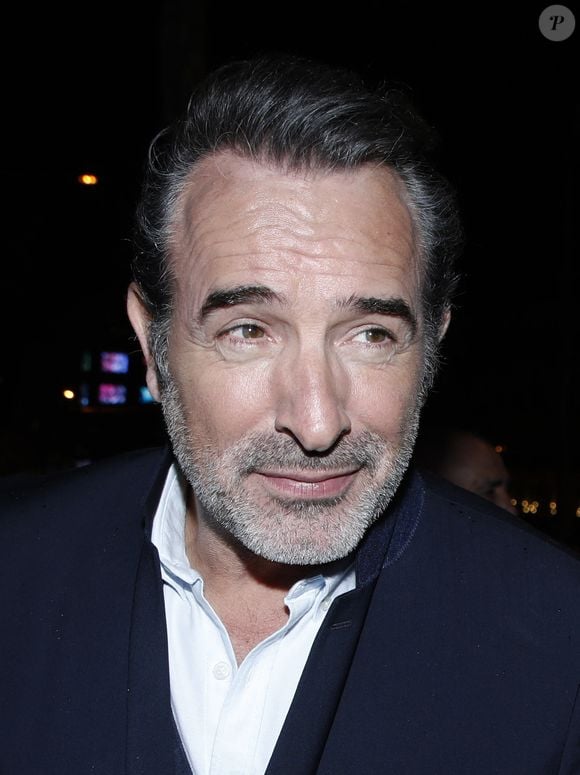 Exclusif - Jean Dujardin - Arrivées à l'avant-première du film "Sur les chemins noirs" au cinema UGC Normandie à Paris le 13 mars 2023. © Denis Guignebourg/ Bestimage