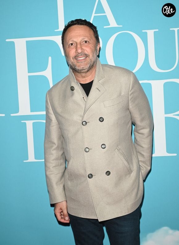 Dans cette publication, l'animateur et producteur dit avoir ouvert les yeux sur la triste réalité dans laquelle vivent des millions de personnes en situation de handicap.

Arthur lors de l'avant-première du film "La Vie pour de vrai" au cinéma Pathé Wepler à Paris le 18 avril 2023. 

© Coadic Guirec/Bestimage