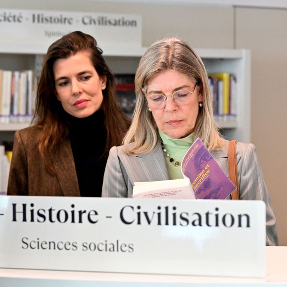 "La Fêlure", publié aux éditions Julliard, paraîtra en librairie le 29 janvier 2026.
Le prince Albert II de Monaco, la princesse Caroline de Hanovre, Charlotte Casiraghi et Mélanie-Antoinette de Massy inaugurent la médiathèque Caroline à Monaco, le 10 décembre 2025. © Bruno Bebert / Bestimage