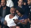 "Quand on est en couple depuis longtemps, je trouve étrange de ne pas se poser la question", a-t-elle déclaré.

Amel Bent et son mari Patrick Antonelli - Les célébrités dans les tribunes lors du match des légendes, France98 contre une sélection FIFA 98 à la U Arena à Nanterre, France, le 12 juin 2018. France98 a gagné 3-2. © Bestimage