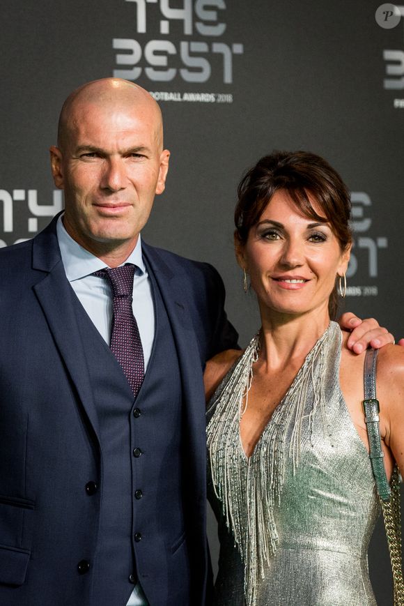 Zinedine Zidane et sa femme Véronique - Les célébrités arrivent à la cérémonie des Trophées Fifa 2018 au Royal Festival Hall à Londres, Royaume Uni, le 25 septembre 2018. © Cyril Moreau/Bestimage