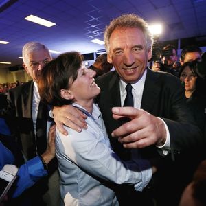 Archive - François Bayrou, président du Modem, fête en compagnie de sa femme Elisabeth sa victoire à l'élection municipale de Pau, France, le 31 Mars 2014. © Patrick Bernard/Bestimage