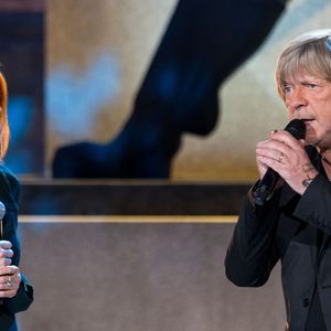 Exclusif - Le chanteur Renaud (Renaud Séchan) et Axelle Red - Tournage de l'émission "Merci Renaud" dans les studios de la Plaine Saint-Denis le 15 novembre 2016, qui sera diffusée le samedi 17 décembre 2016 en prime time sur France 2. © Cyril Moreau / Bestimage