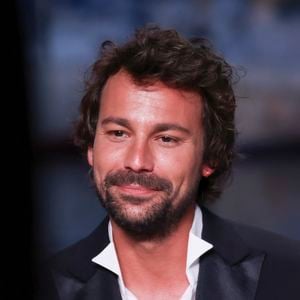 Belle promotion pour Bertrand Chameroy ! 

Exclusif - Bertrand Chameroy - Plateau de l'émission "C à vous" lors du 78ème Festival International du Film de Cannes. © Jack Tribeca / Bestimage