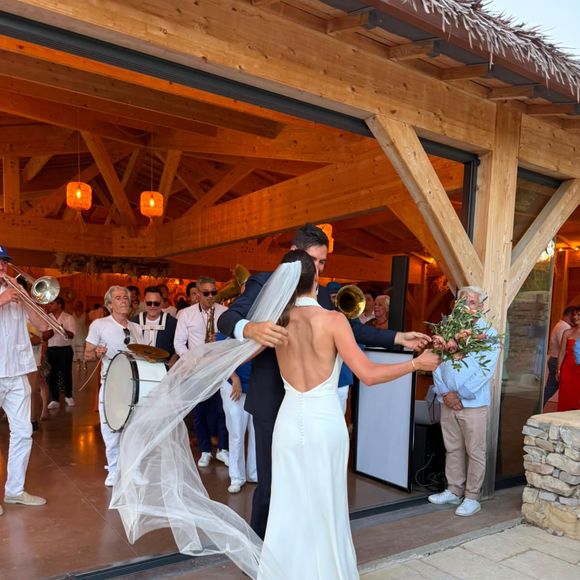 Nikola Karabatic partage de belles photos de son mariage avec Géraldine.