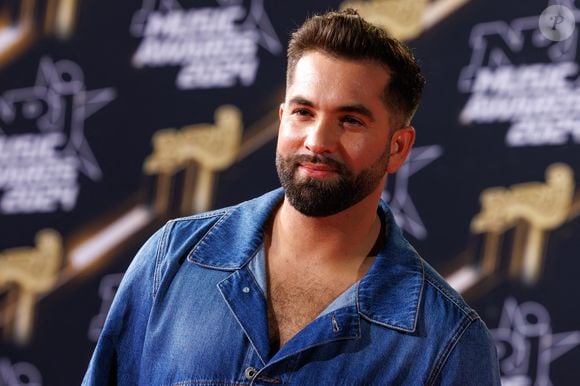 "Elle est magnifique la vie", a confié Kendji Girac à Isabelle Ithurburu. 

Kendji Girac assiste aux NRJ Music Awards au Palais des Festivals à Cannes, France. Photo par Anne Barson/ABACAPRESS.COM