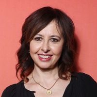 Valérie Bonneton vit difficilement l'absence de cet artiste dont elle était très proche : "Il n'y a plus de famille maintenant, c'est fini"