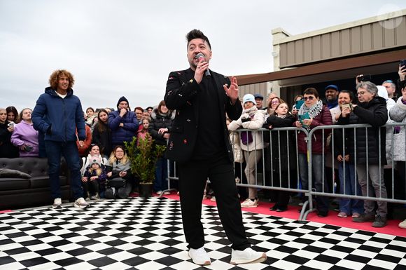 Chris Marques et Laurent Maistret assistent a une animation en tant que jury de jeunes danseurs - Foire de printemps de Taravello à Mours Saint Eusebe en France le samedi 28 mars 2026. © romain Doucelin/Bestimage
