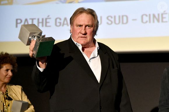 Gérard Depardieu lors de la soirée de clôture de la 3eme édition du Festival Cinéroman à Nice, le 24 octobre 2021. C'est avec la remise des prix et la projection en avant première du film Goliath, réalisé par F.Tellier, que Cinéroman s'est achevé avec en invité surprise, G.Depardieu. 
©Bruno Bebert / Bestimage