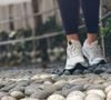 Son succès repose notamment sur un nombre simple et facile à mémoriser, plutôt que sur une étude médicale.

Photo prise par B Joy Abraham / Unsplash
