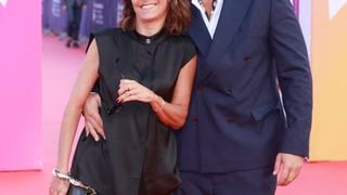 Alexandre Kominek se confie sur sa différence d'âge avec sa compagne Florence Foresti : "Elle vit avec quelqu'un de seize ans de moins et..."