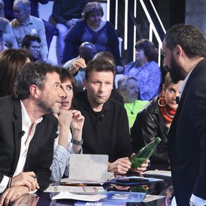 Exclusif - Cyril Hanouna, Bernard Montiel, Géraldine Maillet sur le plateau de l’émission « TPMP » présentée par C.Hanouna et diffusée en direct sur C8, Paris, France, le 11 février 2025. © Jack Tribeca / Bestimage