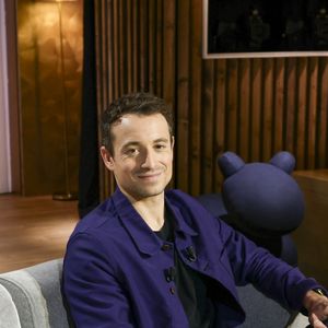 Hugo Clément sur plateau de l'émission "Animalement Vôtre" présentée par B.Montiel et diffusée le 1er février 2026 sur France 3, à Paris, France, le 3 décembre 2025. © Jack Tribeca/Bestimage