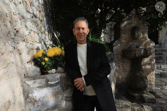 Exclusif - François Feldman sur le tournage de son clip vidéo "Le sel de la vie" à Eze le 15 novembre 2020.

© Franz Chavaroche/Nice Matin/Bestimage