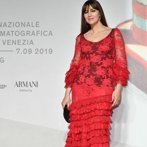La lycéenne a plus d'une corde à son arc : piano, chant, danse, théâtre... Elle parle également cinq langues et aspire à prendre son temps. 

Monica Bellucci à la projection du film "Irréversible Inversion Intégrale" lors du 76ème Festival du Film de Venise, la Mostra à Venise en Italie le 31 Août 2019. Crédit Sgp / Bestimage