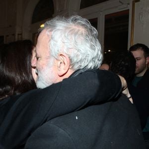 Cristiana Reali et Francis Huster avec, au milieu, leur fille Elisa- Cocktail au Théâtre du Gymnase à la suite de la Première soirée de la Pièce " En thérapie ". Paris, France, le 17 Janvier 2026.

© Bertrand Rindoff / Bestimage