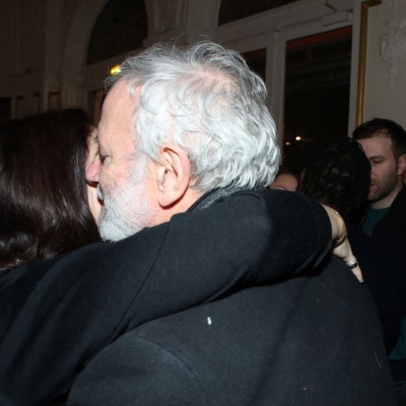 Cristiana Reali et Francis Huster avec, au milieu, leur fille Elisa- Cocktail au Théâtre du Gymnase à la suite de la Première soirée de la Pièce " En thérapie ". Paris, France, le 17 Janvier 2026.

© Bertrand Rindoff / Bestimage