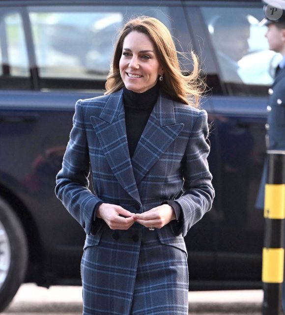 Le prince William, prince de Galles, et Catherine (Kate) Middleton, princesse de Galles, arrivent pour visiter l'Académie nationale de curling à Stirling, Royaume Uni, le 20 janvier 2026. © Backgrid UK/Bestimage