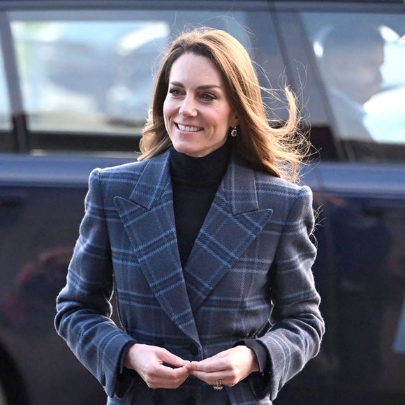Le prince William, prince de Galles, et Catherine (Kate) Middleton, princesse de Galles, arrivent pour visiter l'Académie nationale de curling à Stirling, Royaume Uni, le 20 janvier 2026. © Backgrid UK/Bestimage