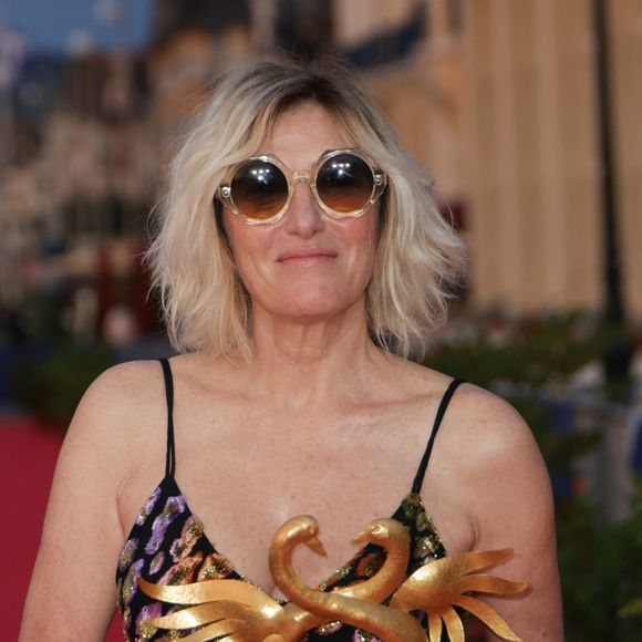 Valeria Bruni-Tedeschi, couronnée meilleure actrice pour le film "L'Attachement" - Cérémonie de clôture de la 39ème édition du festival du film romantique de Cabourg le 14 juin 2025. © Guirec Coadic / Bestimage