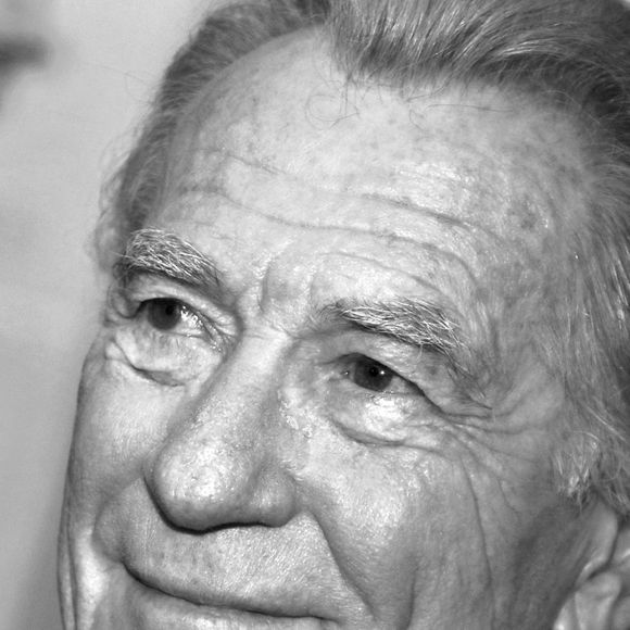 C'est fini pour William Leymergie !

William Leymergie lors de la soirée des "Stéthos d'or 2023" à l'hôtel Four Seasons George V à Paris.

© Cédric Perrin / Bestimage