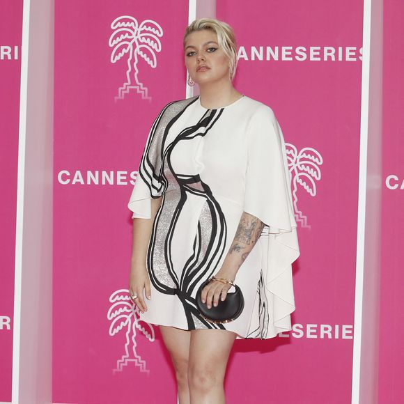 Louane Emera - 5ème saison du festival International des Séries "Canneseries" à Cannes, France, le 3 avril 2022. © Denis Guignebourg/Bestimage