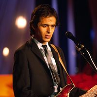 Les Enfoirés : Jean-Jacques Goldman ne participe pas mais "c'est quelqu'un qui garde toujours un oeil attentif sur ce que l'on fait"