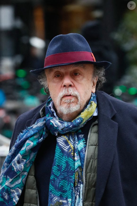 Jean-Michel Ribes - Arrivées aux obsèques de Niels Arestrup à l'Église Saint-Roch à Paris. Le 10 décembre 2024
© Christophe Clovis / Bestimage