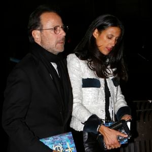Marc Levy avait d'ailleurs confié que son épouse, l'illustratrice Pauline Lévêque, rêvait elle aussi de s'y installer. Heureuse coïncidence mais surtout vœu exaucé pour les deux.

Marc Levy et sa femme Pauline Lévêque - Arrivée des célébrités au défilé de mode The Chanel Croisiere au Metropolitan Museum à New York, le 4 décembre 2018.

©BestImage