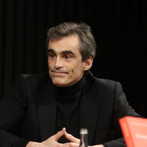 Raphaël Enthoven lors de la présentation de son livre "Krasnaïa", paru aux Editions de l'Observatoire, à la station Ausone à la librairie Mollat à Bordeaux. Le 21 janvier 2022
© Jean-Marc Lhomer / Bestimage