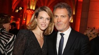 “Ce qui est génial” : Julie Andrieu devenue maman sur le tard, à 51 ans elle explique pourquoi elle est heureuse de ce choix
