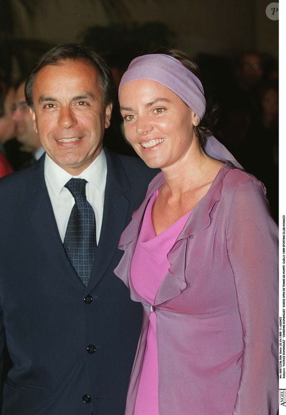 Cendrine Dominguez a été longtemps mariée à Patrice Dominguez, père de ses deux enfants Léo et Léa. 
Patrice et Cendrine Dominguez à la soirée Open de Tennis de Monte Carlo en 1999 au sporting club Monaco AGENCE / BESTIMAGE