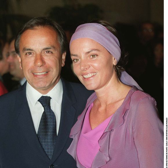 Cendrine Dominguez a été longtemps mariée à Patrice Dominguez, père de ses deux enfants Léo et Léa. 
Patrice et Cendrine Dominguez à la soirée Open de Tennis de Monte Carlo en 1999 au sporting club Monaco AGENCE / BESTIMAGE