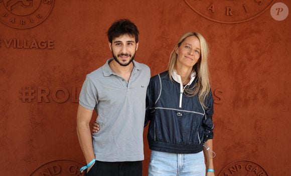 Ben Attal et sa compagne Jordane Crantelle au village lors des Internationaux de France de Tennis de Roland Garros 2023. Paris, le 7 juin 2023. 
© Jacovides / Moreau / Bestimage