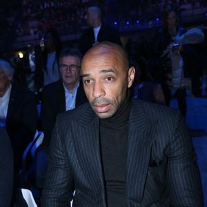 L’occasion de se remémorer les nombreux exploits que le champion du monde a réalisé là-bas

Exclusif - Thierry Henry - Soirée de remerciement de Teddy Riner à la Maison du judo à Montrouge, le 29 novembre 2024. Devant une centaine d'invités, Le champion olympique (11 fois) et champion olympique (5 fois) a tenu à remercier tous ceux qui l'ont soutenu tout au long de son impressionnante carrière, de son premier entraîneur en club jusqu’à sa femme et sa mère, en passant par sa psychologue de l’INSEP. Une vente aux enchères au profit de l'association de Teddy Riner a conclu la soirée. 
© Rachid Bellak / Bestimage