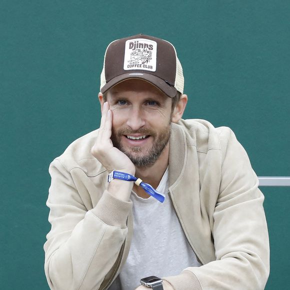 Philippe Lacheau reste très attaché à la Picardie, où il aime revenir loin des projecteurs.

Philippe Lacheau - Tournoi des Célébrités sur le court Suzanne-Lenglen à Roland Garros à l'occasion de l'Alpine Paris Major Premier Padel à Paris. © Marc Ausset-Lacroix/Bestimage