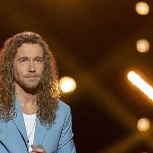 Exclusif - Julien Doré - Enregistrement de l'émission "La fête de la chanson française" à Paris, présentée par L.Thilleman et A.Manoukian, et diffusée le 20 décembre sur France 3
© Pierre Perusseau / Bestimage