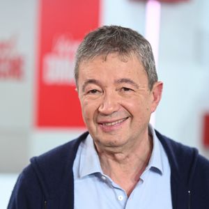 Exclusif - Frédéric Bouraly lors de l'enregistrement de l'émission "Vivement dimanche" au studio Rive Gauche, présentée par M. Drucker avec une diffusion sur France 3 le 1er février 2026. © Guillaume Gaffiot/Bestimage