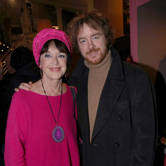 Exclusif - Anny Duperey et son fils Gaël Giraudeau - People lors de la générale de la pièce "Le syndrome de l'oiseau" au théâtre du Rond-Point à Paris. Le 17 janvier 2023
© Bertrand Rindoff Petroff / Bestimage